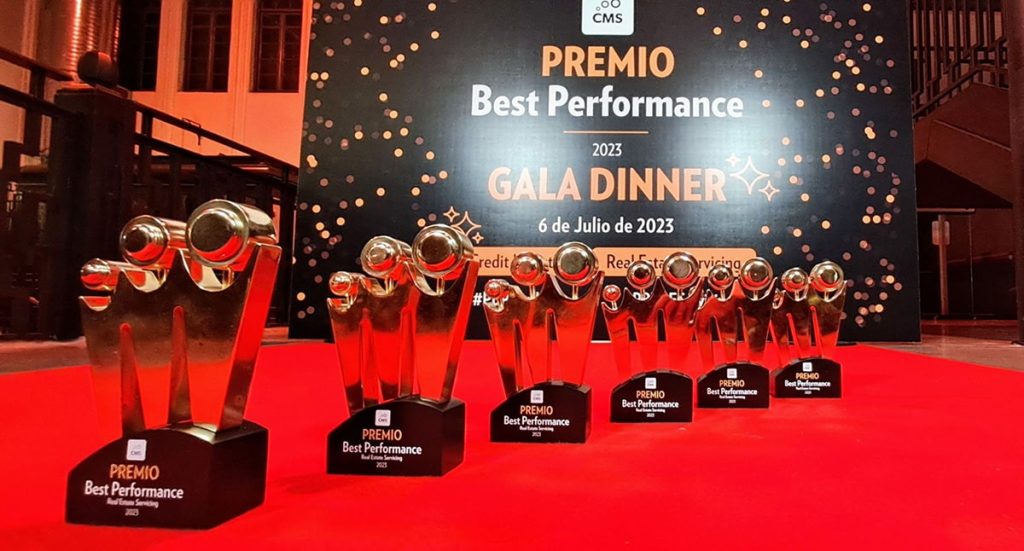 premios awards 2023 best performance servicing cms group